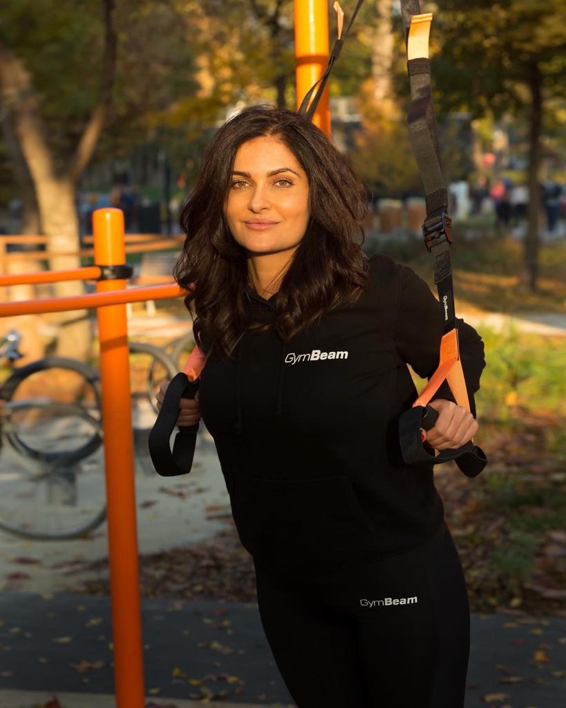 Πώς μπορείτε να αρχίσετε να αθλείστε ξανά μετά τον τοκετό;