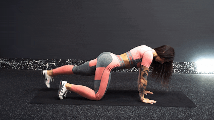 Πώς να κάνετε την άσκηση Straight Leg Kickbacks? Πώς να κάνετε την άσκηση Straight Leg Kickbacks?