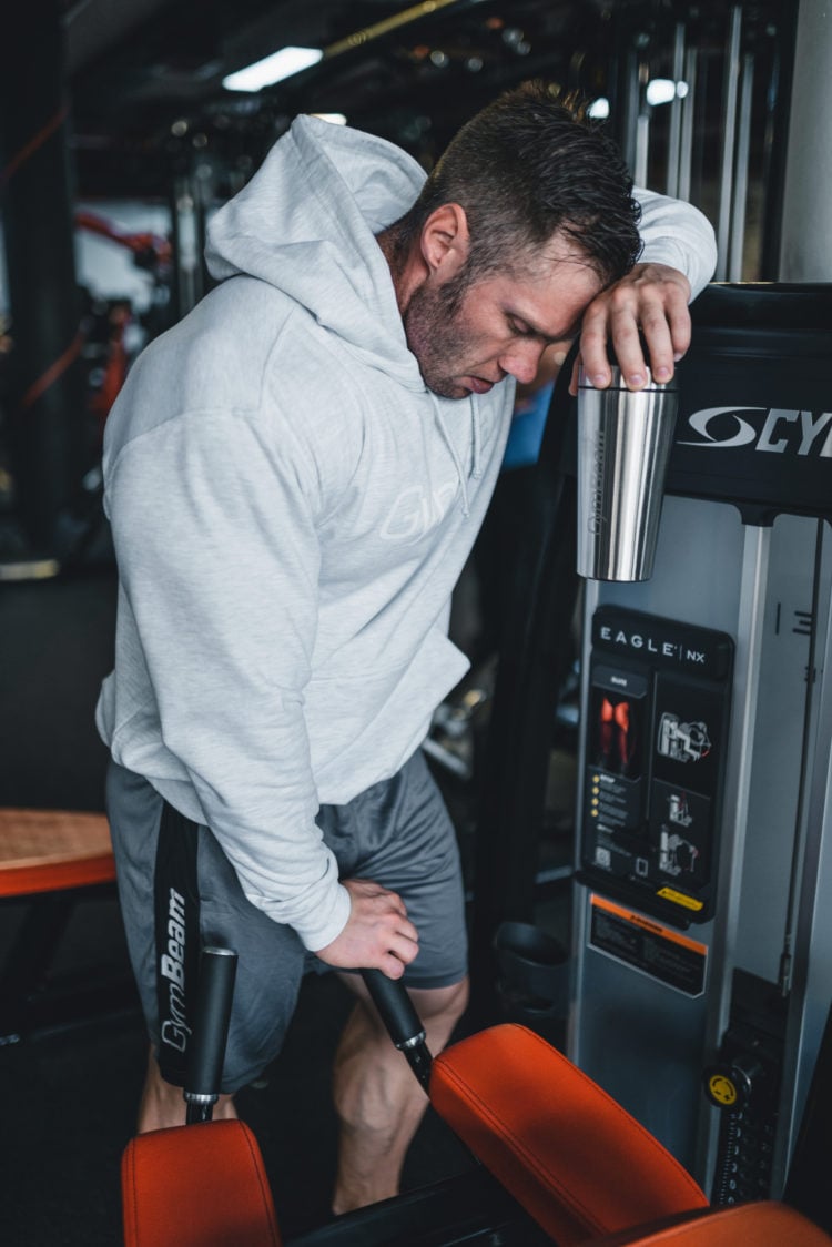 Κίνδυνοι της καφεΐνης όταν καταναλώνεται πριν από την προπόνηση Κίνδυνοι της καφεΐνης όταν καταναλώνεται πριν από την προπόνηση