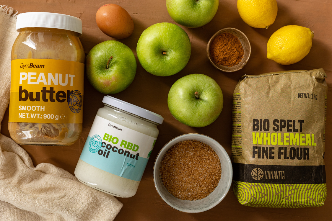 Ζουμερή μηλόπιτα με κανέλα – Υλικά