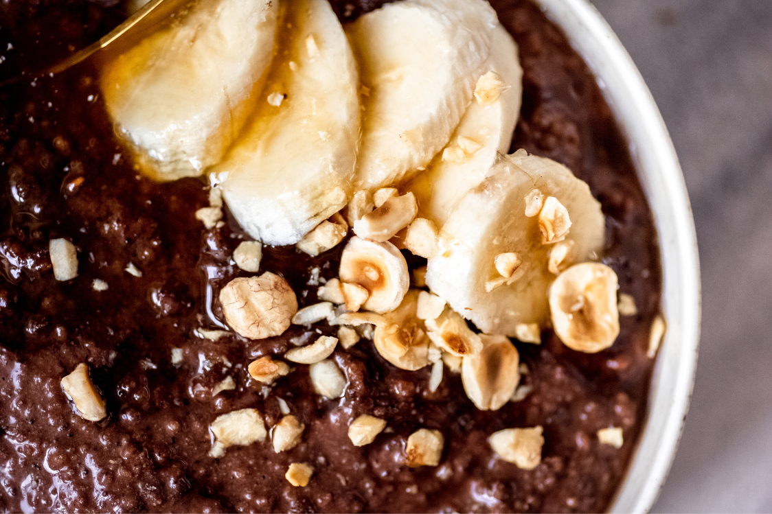 Γλυκό πόριτζ από πληγούρι με μπανάνα και κακάο