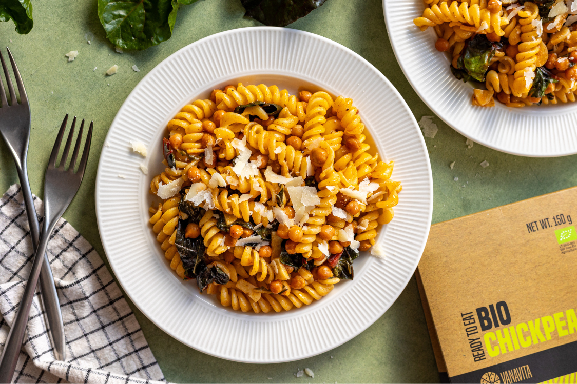 Ζυμαρικά με ρεβύθια και παρμεζάνα