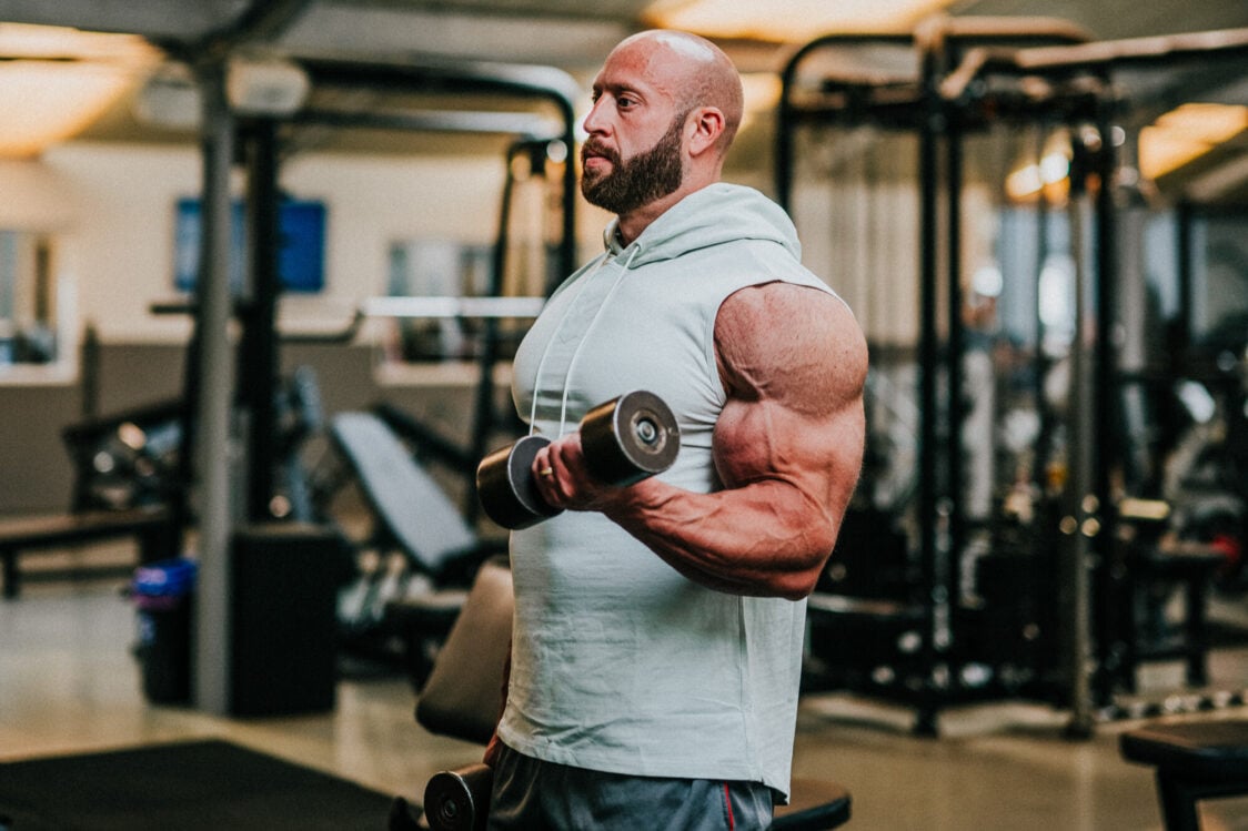 Προπόνηση δύναμης με αλτήρες