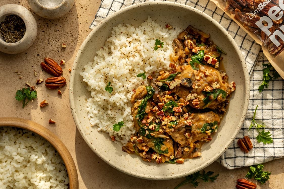 Στήθος κοτόπουλου με μανιτάρια Στήθος κοτόπουλου με μανιτάρια