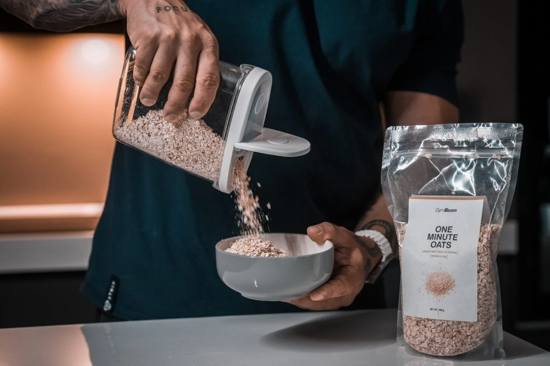 Θεοχάρης Γιαννακίδης – Πρόγραμμα γευμάτων