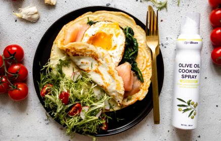 Fitness συνταγή: Αλμυρές κρέπες με σπανάκι, σολομό και αυγό