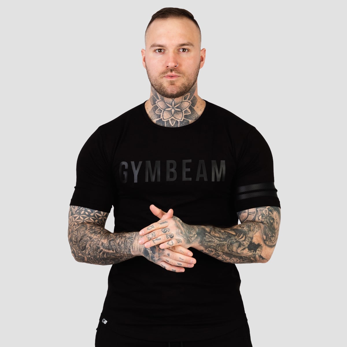 Stripes T-Shirt Black - GymBeam