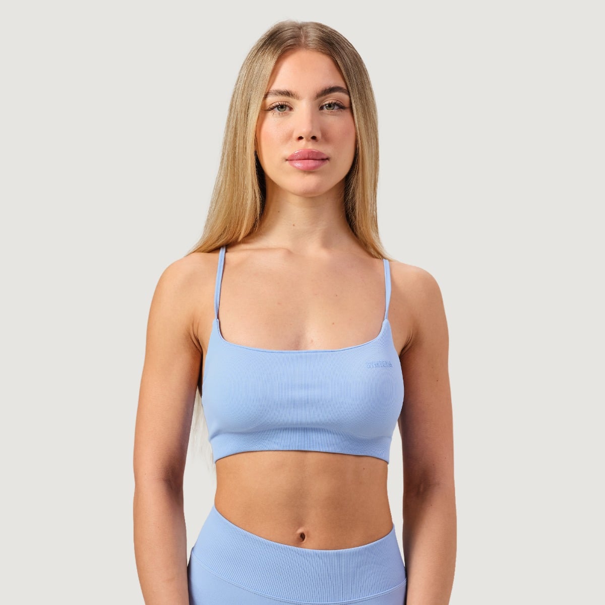 NEO Seamless Sports Bra Sky - GymBeam