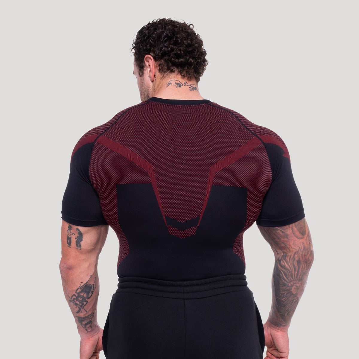 OG1 Seamless T-shirt Black/Red - GymBeam