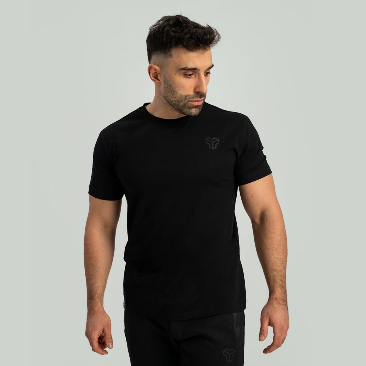 Aster I Tee Black – STRIX