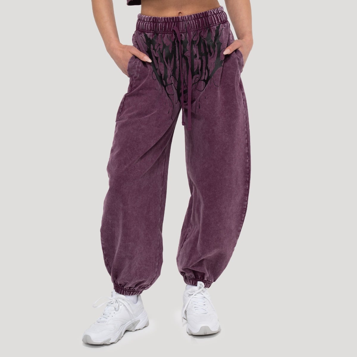 Women‘s Abyss Sweatpants Raisin - GymBeam